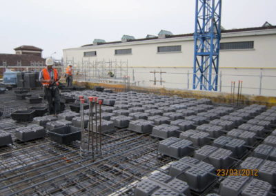 Palazzina Uffici One Martini - Solai: posa casseri U-Boot Daliform