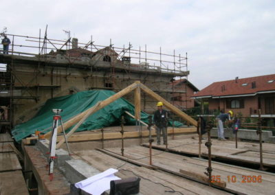 Villa Giovine - Nuovi tetti in legno