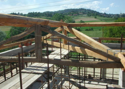 Cascina a Pino T.se - Nuova capriata d'angolo